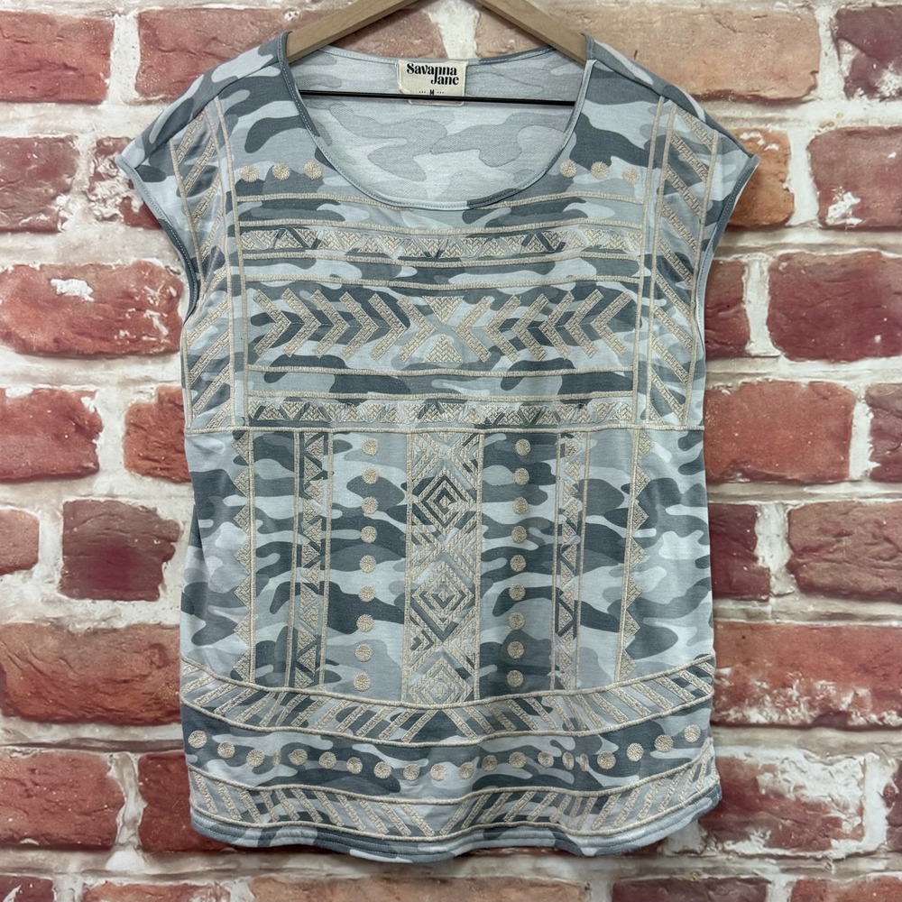 Anthropologie Savanna Jane Shirt Women's M Boho Aztec Camo Embroidered Top - Picture 3 of 8
